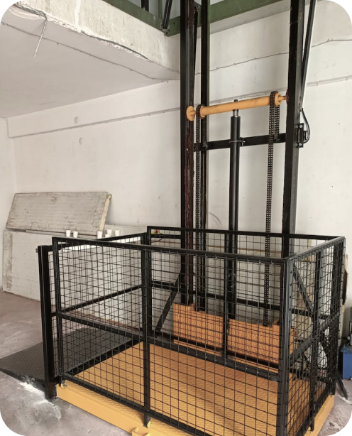 Electric mobile scaffold