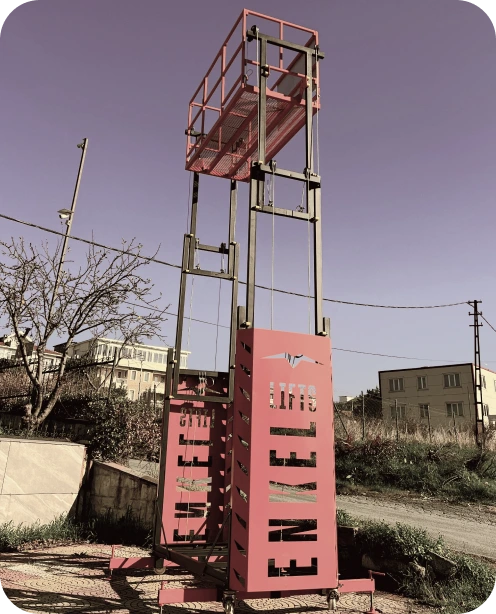 Electric mobile scaffold